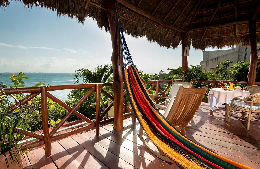 Hotel La Joya Isla Mujeres-1