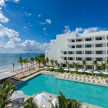 Izla Beach Front Hotel-2